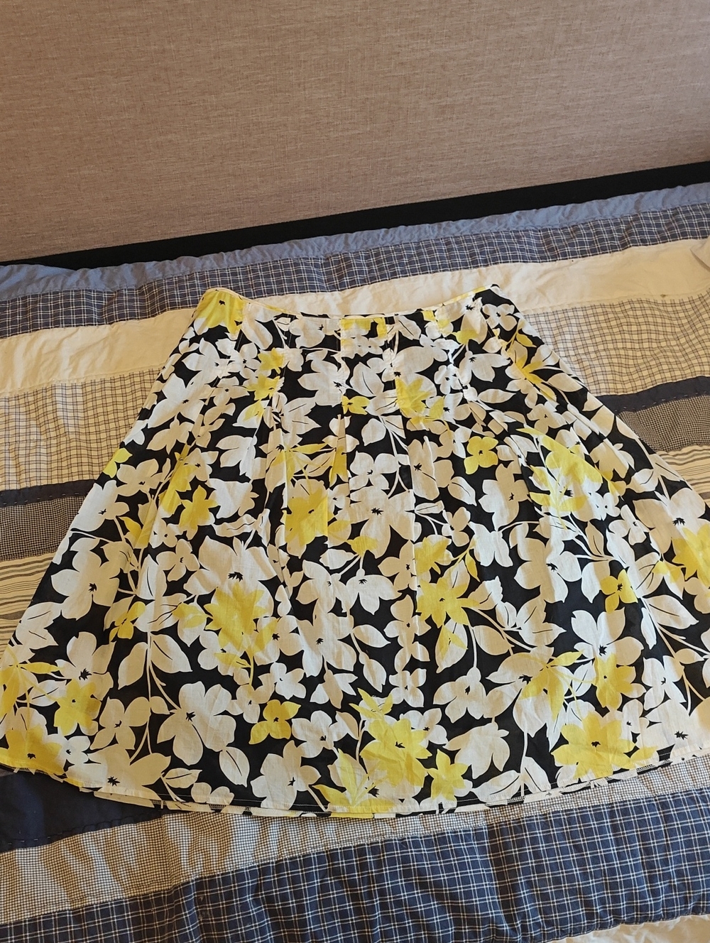 Lapis Black, White & Yellow Floral Circle Skirt